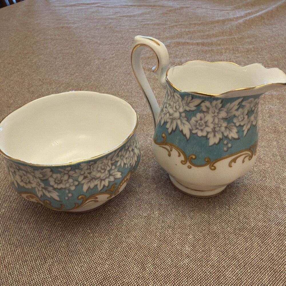 Royal Albert ENCHANTMENT Sugar Bowl And Creamer Set